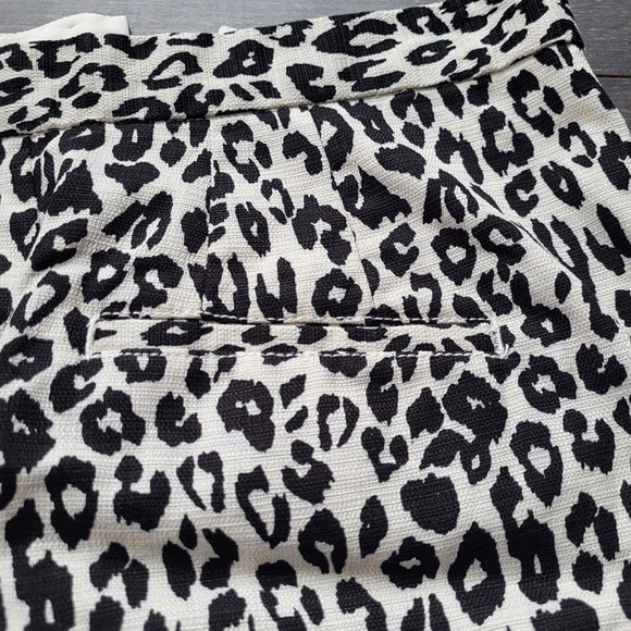 SLY Leopard Black and White Print Zipper Slit Skirt - Picture 11 of 12